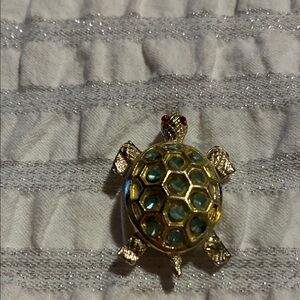 Vintage Gold and Green Turtle Brooch